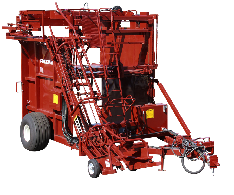 Freeman 7000 Pull Type Bale Wagon