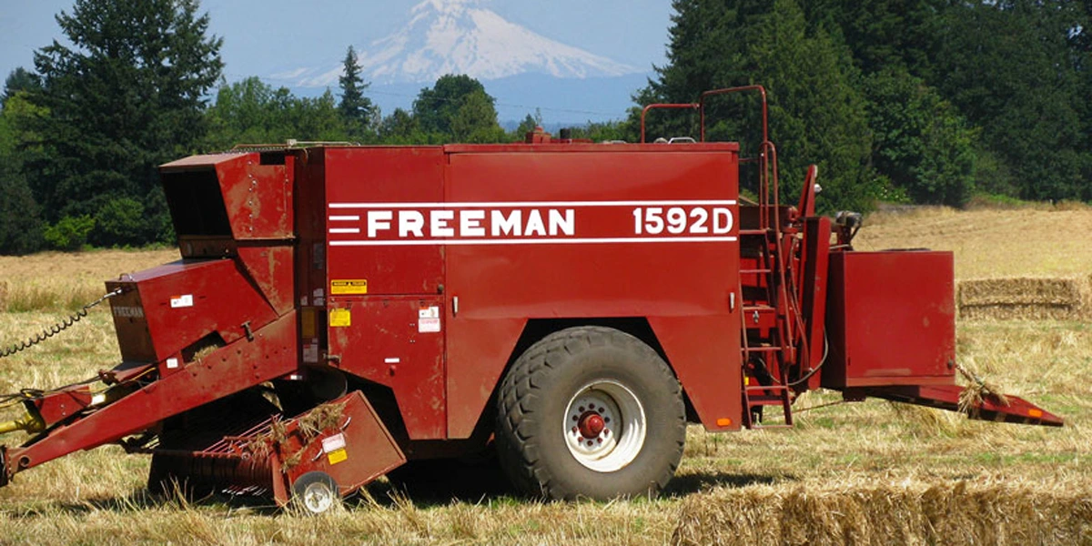 Freeman 1592 Big Baler