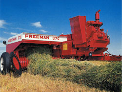 Freeman 370 Pull-Type Baler